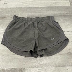 MEDIUM NIKE TEMPO DRI-FIT SHORTS